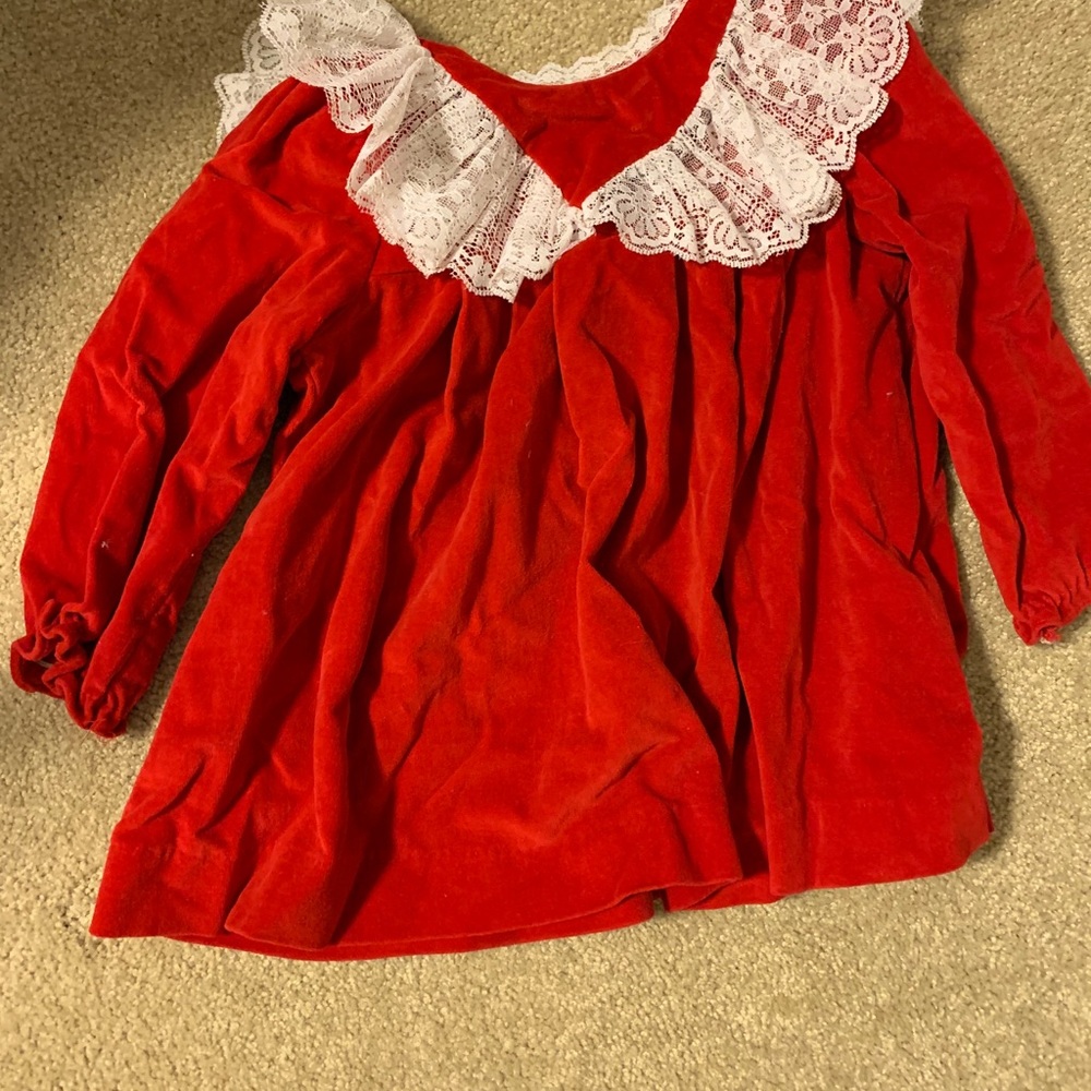 Vintage red velvet dress. Cute for Valentines!